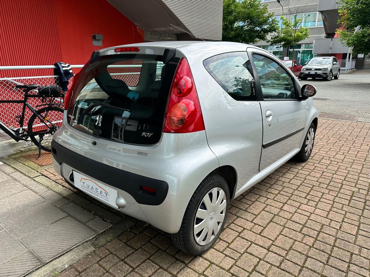 Peugeot 107 1.0 68CV