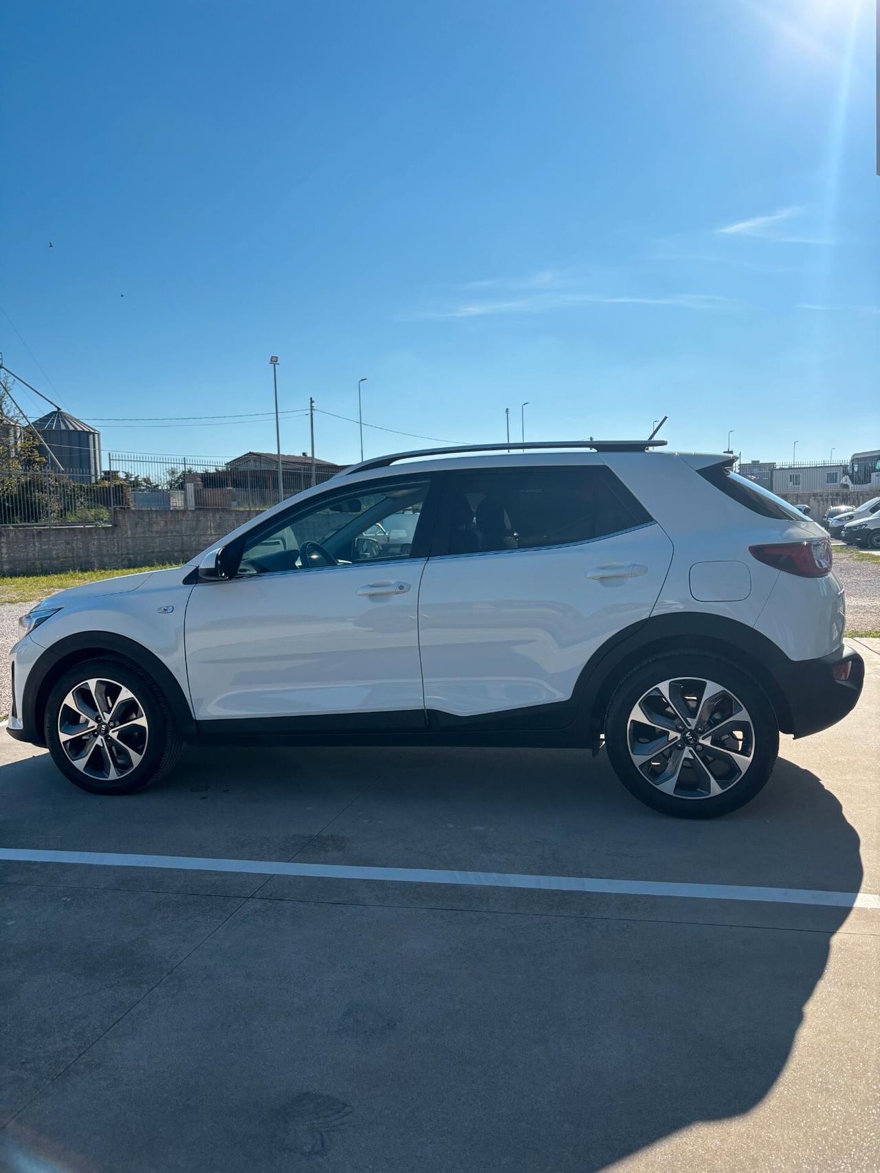 Kia Stonic 1.0 T-GDi 100 CV MHEV iMT Style