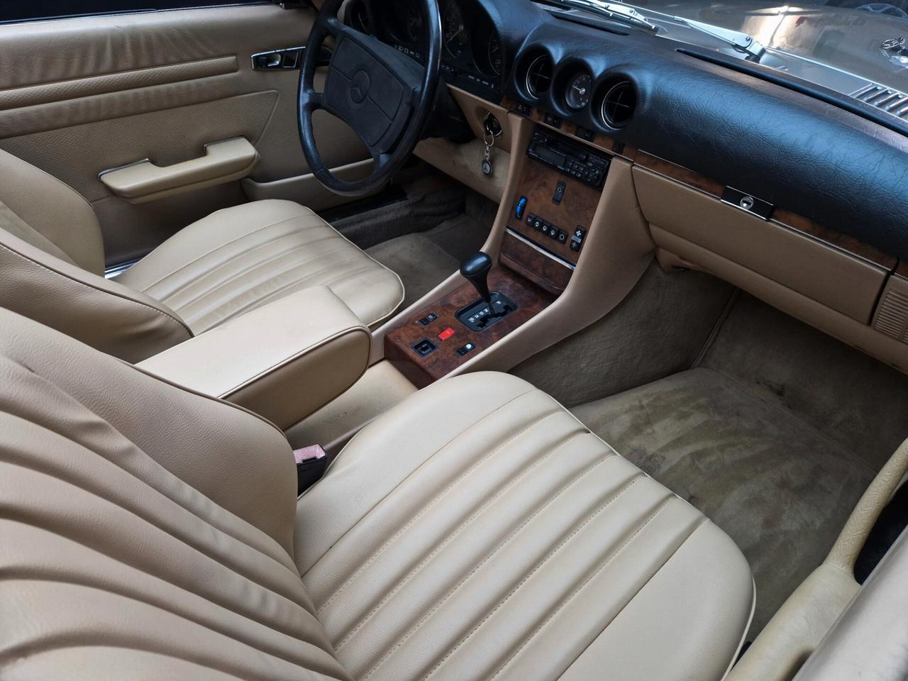 Mercedes-benz SL 560 anno 1987 certificata ASI con CRS