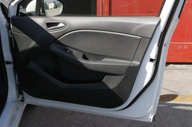 RENAULT Clio Full Hybrid E-Tech 140 CV 5 porte E-Tech Neop.