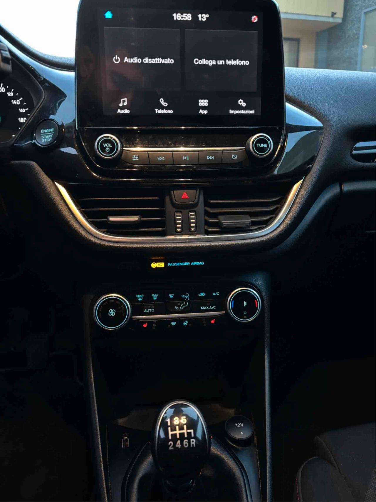 Ford Fiesta 1.0 Ecoboost Hybrid 125 CV 5 porte ST-Line