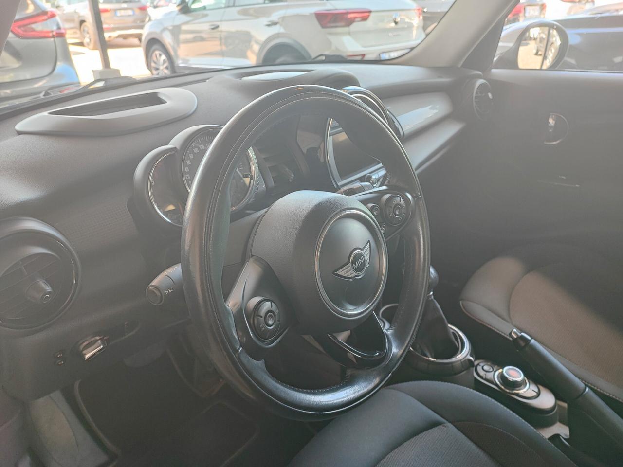Mini 1.5 Cooper D Business XL