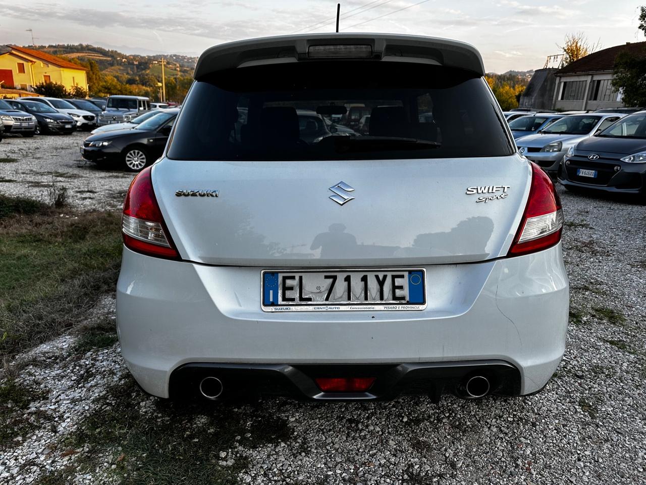 Suzuki Swift 1.6 VVT 3 porte Sport