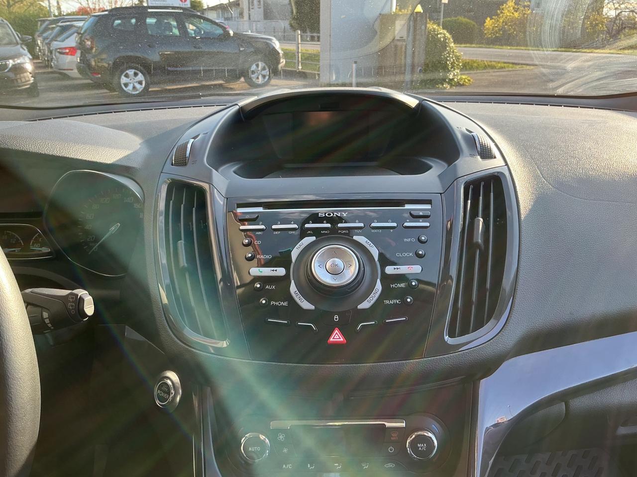 Ford Kuga 2.0 Diesel 4x4 Gancio Traino Neopatentati
