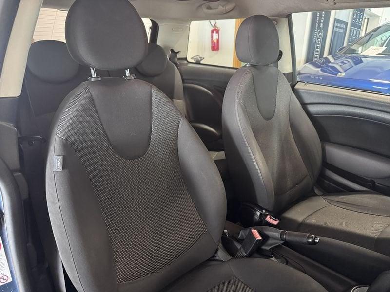 MINI Mini Mini 1.6 16V One (72kW)