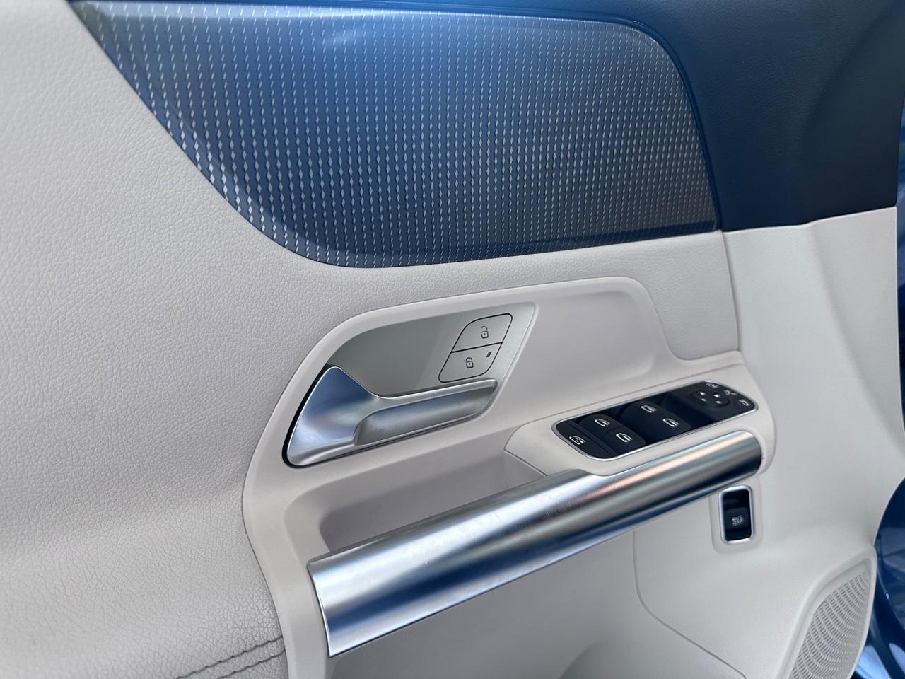 Mercedes-benz B 180 d Premium