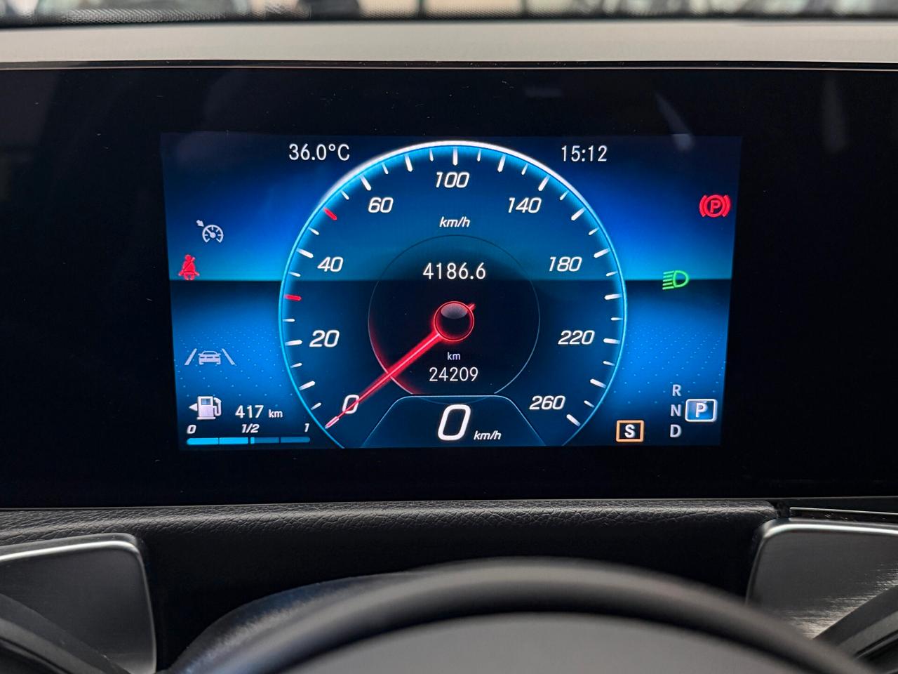 Mercedes-benz GLB 180 d Automatic