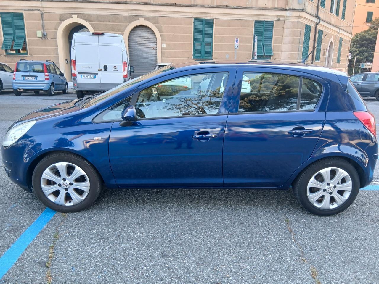 Opel Corsa - AUTOMATICA - SOLI 46000 KM