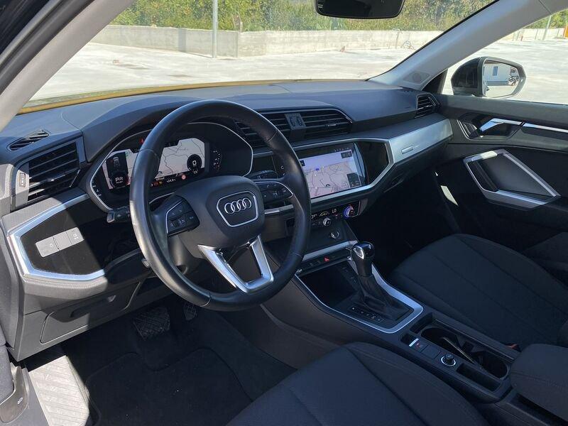 Audi Q3 Business Advanced 2.0 TDI 150CV S-Tronic 35