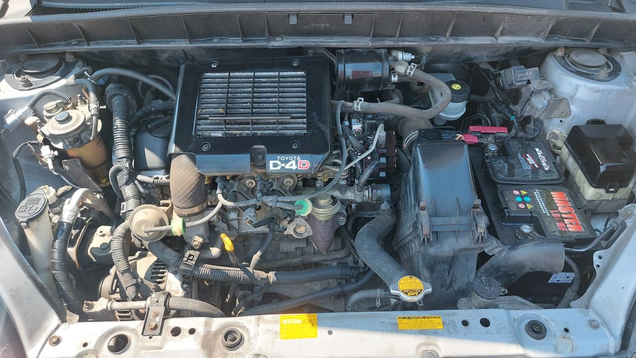 Toyota Yaris Verso 1.4 Tdi D-4D cat Sol