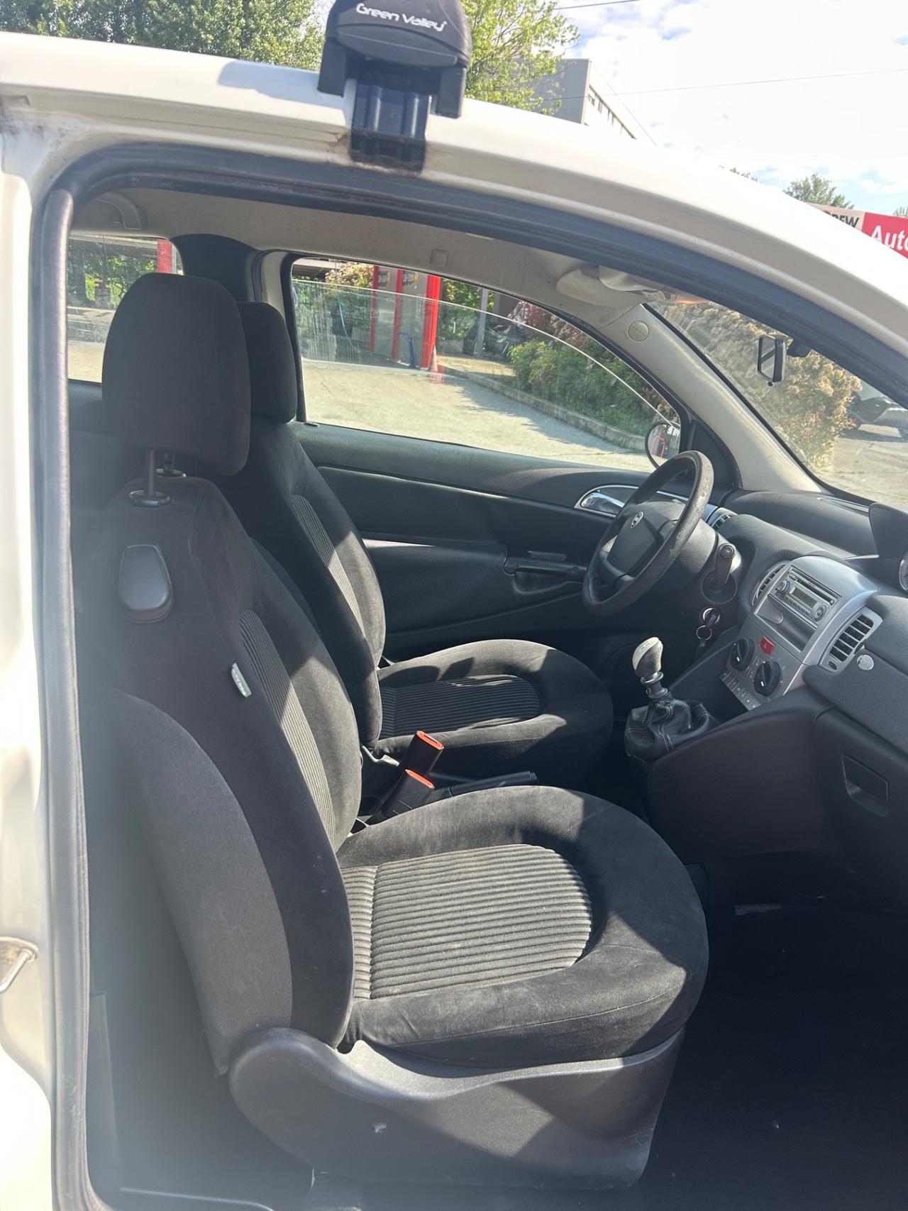 Lancia Ypsilon 1.2 cc Ecochic GPL scadenza 2030