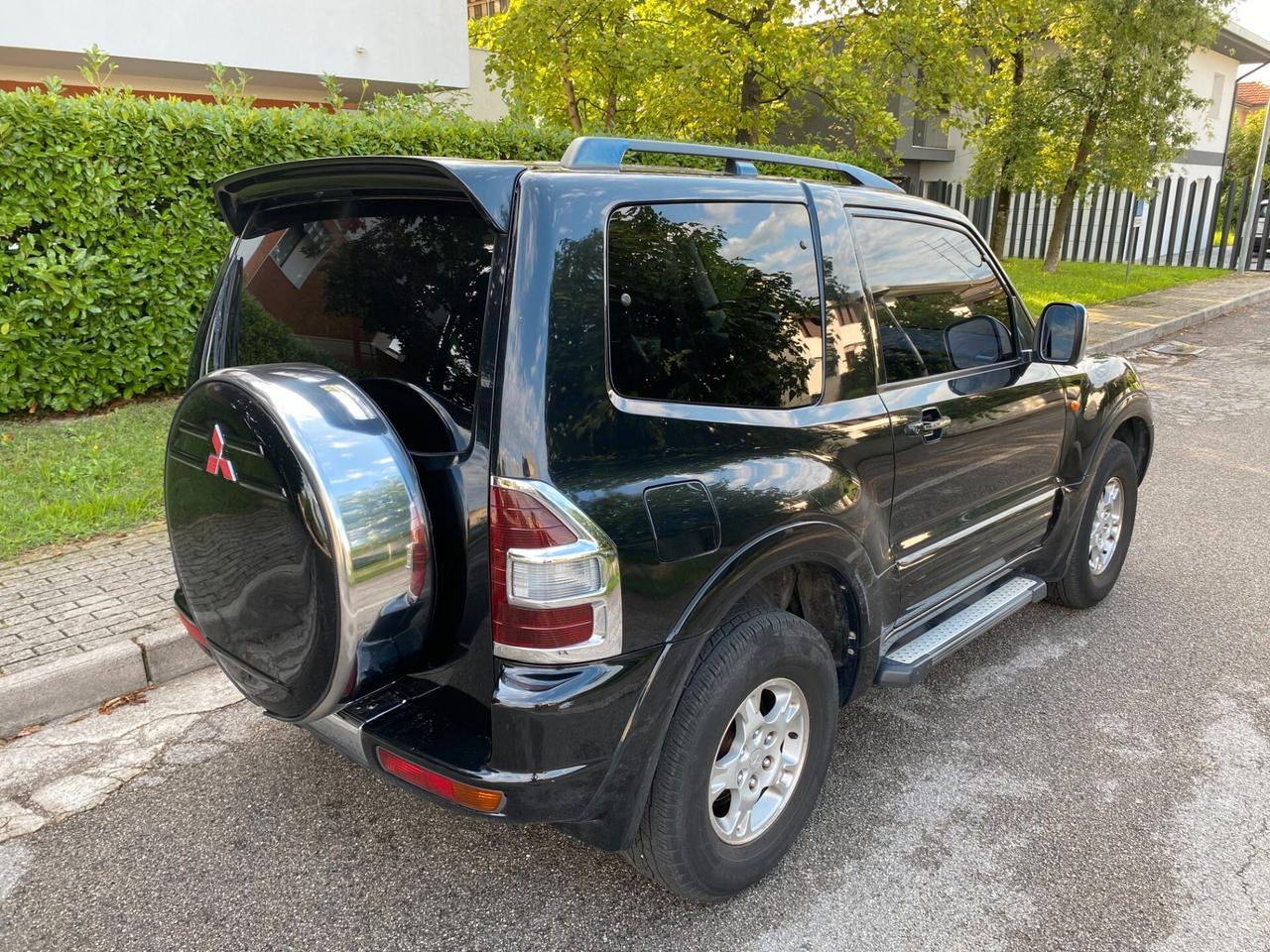 Mitsubishi Pajero 3.2 16V DI-D 3p. GLS1