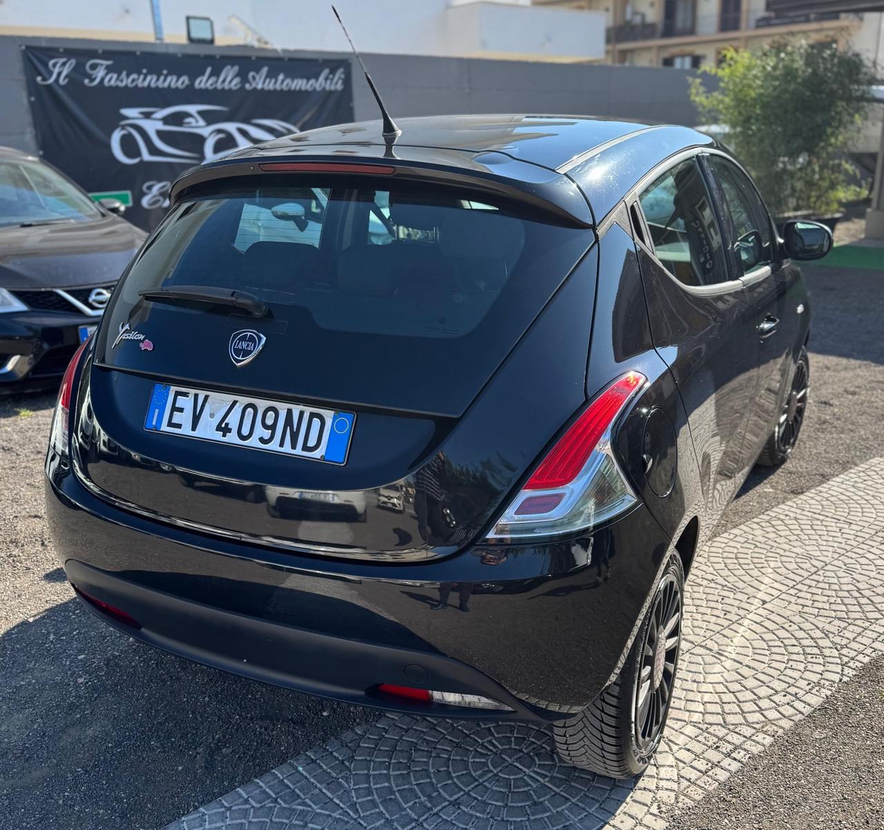 Lancia Ypsilon 1.2 69 CV 5 porte GPL Ecochic Elefantino