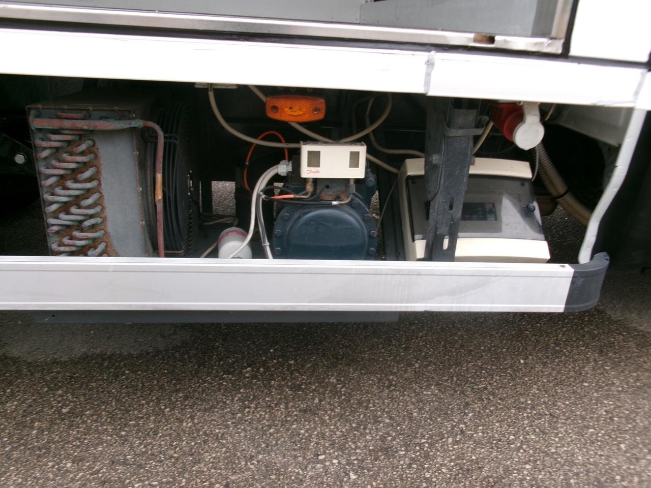 Iveco Daily 35C15 3000 150CV E5 FRIGO ATP FRCX -20° 12/2028 7 PEDANE