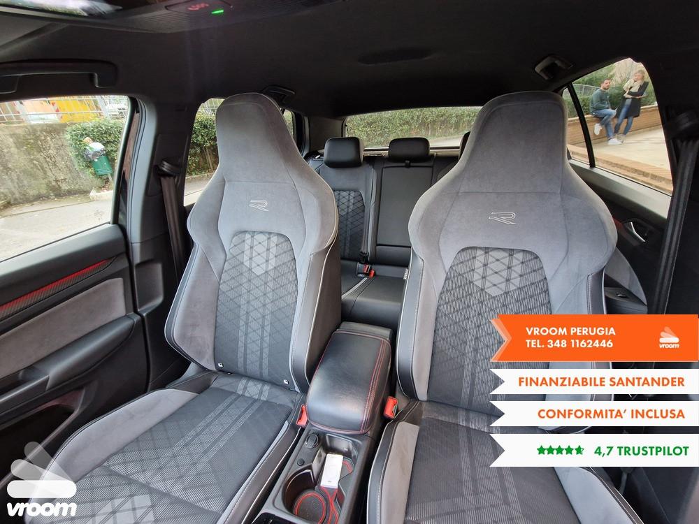 VOLKSWAGEN Golf 8 2.0 TDI 150 CV DSG R-Line 2023