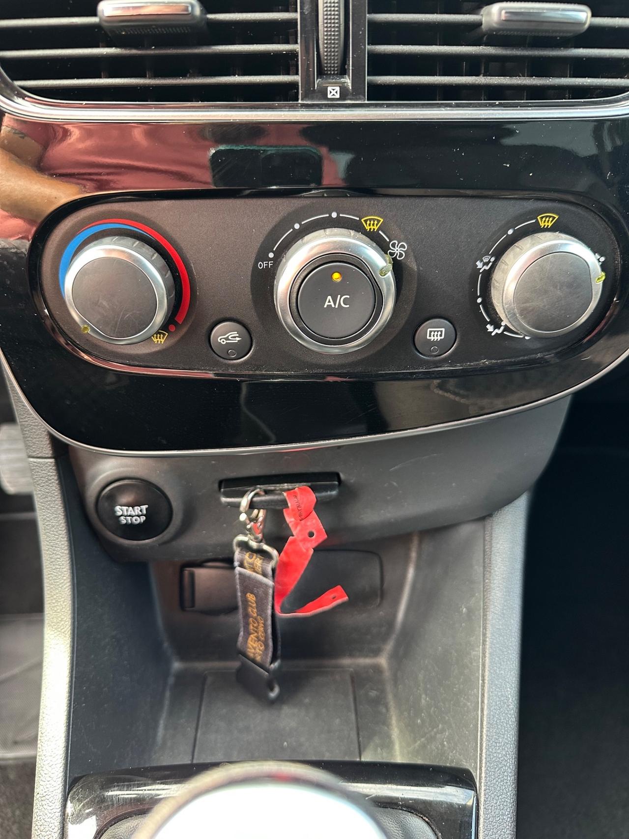 Renault Clio TCe 12V 90CV Start&Stop Duel 2018
