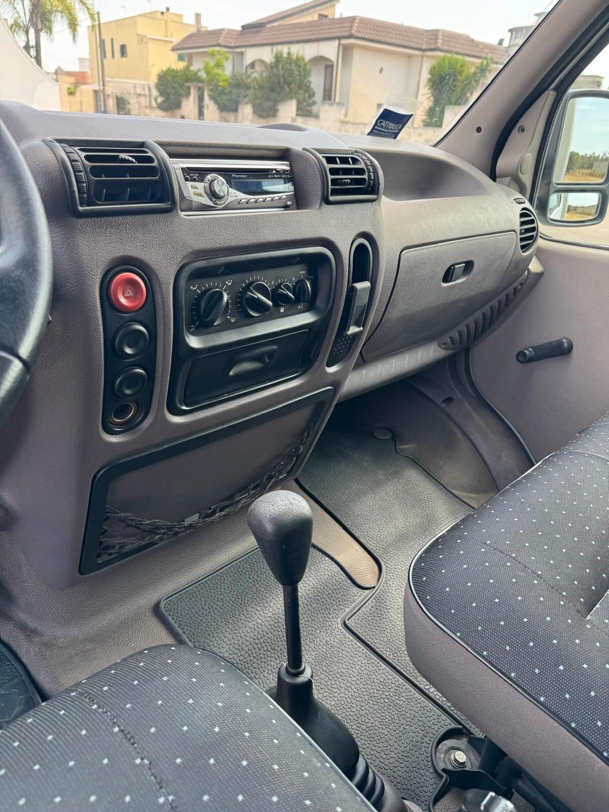 Renault Master Autocarro Trasporto Cose