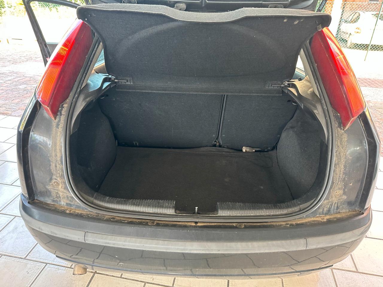 Ford Focus 1.8 TDCi (12 RATE)