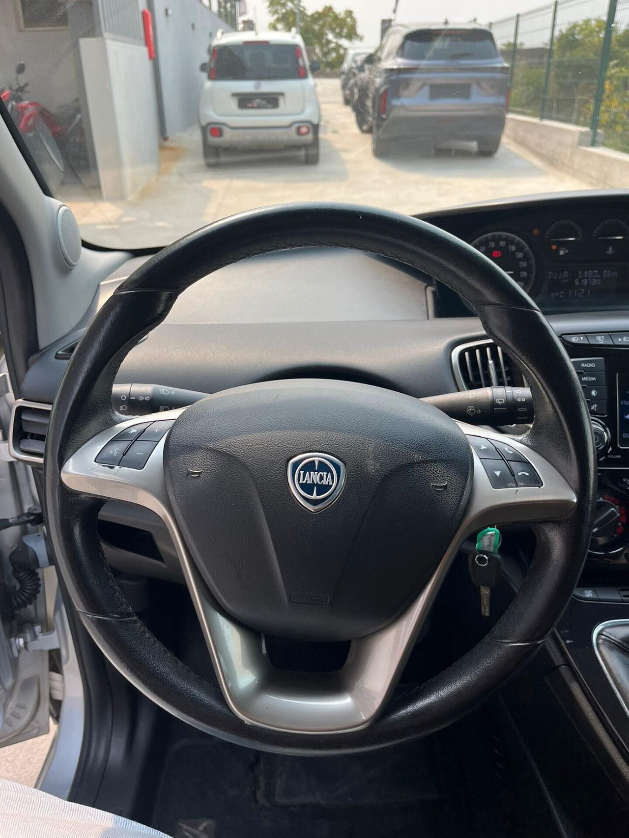 Lancia Ypsilon 1.3 MJT 16V 95 CV 5 porte S&S PLATINUM