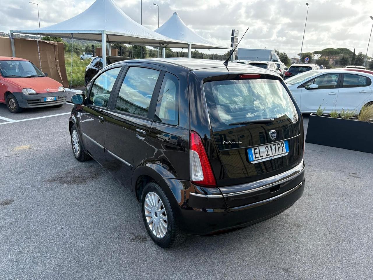 Lancia MUSA 1.4 - 110000km - adatta nepatentati