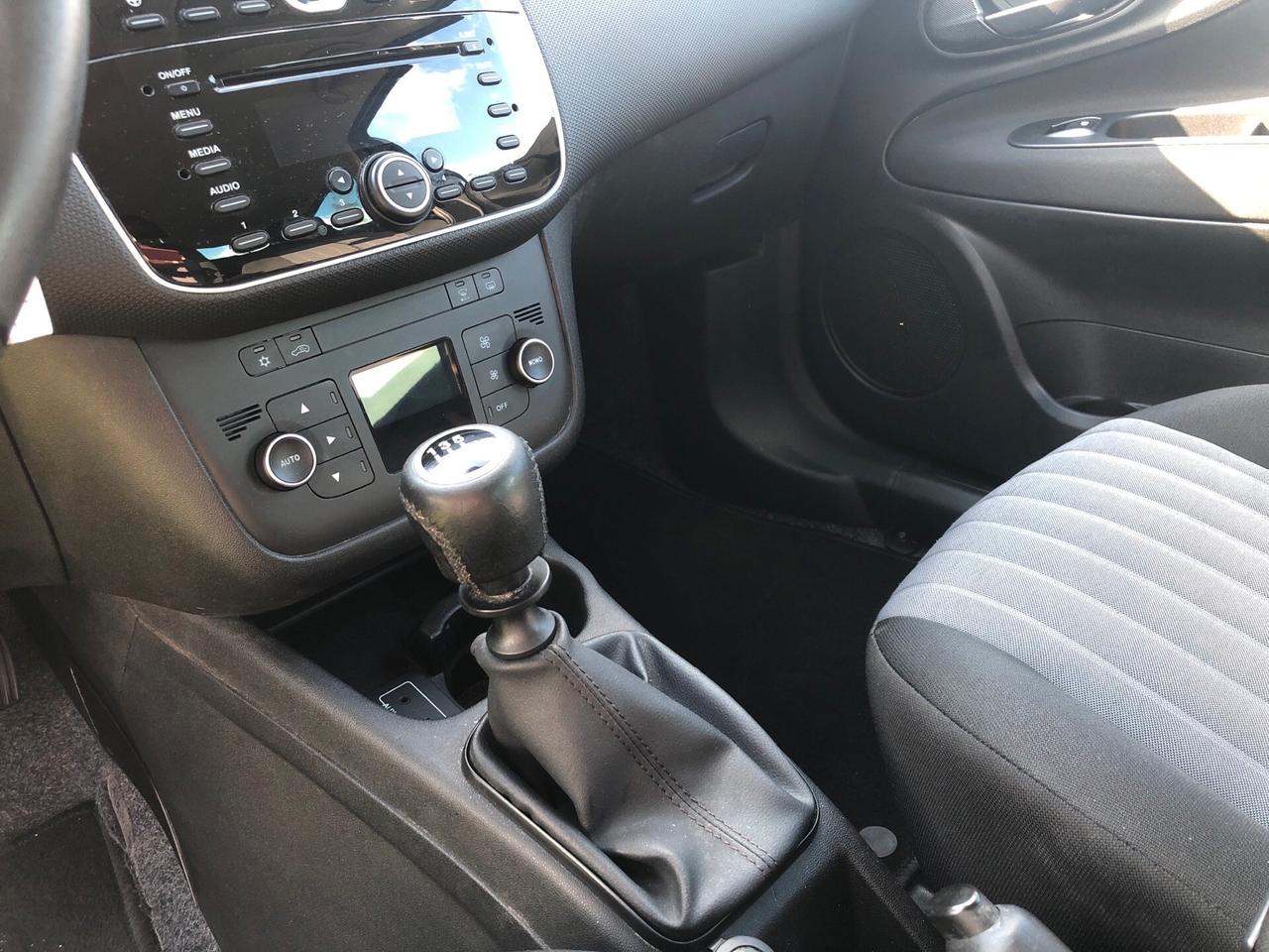 Fiat Punto 1.2 8V 5 porte Street
