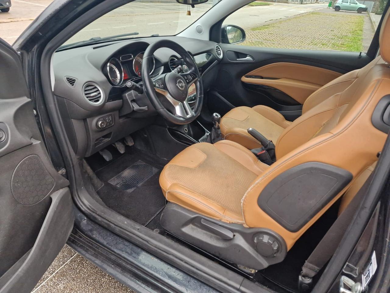 Opel Adam Rocks 1.2 70 CV Air