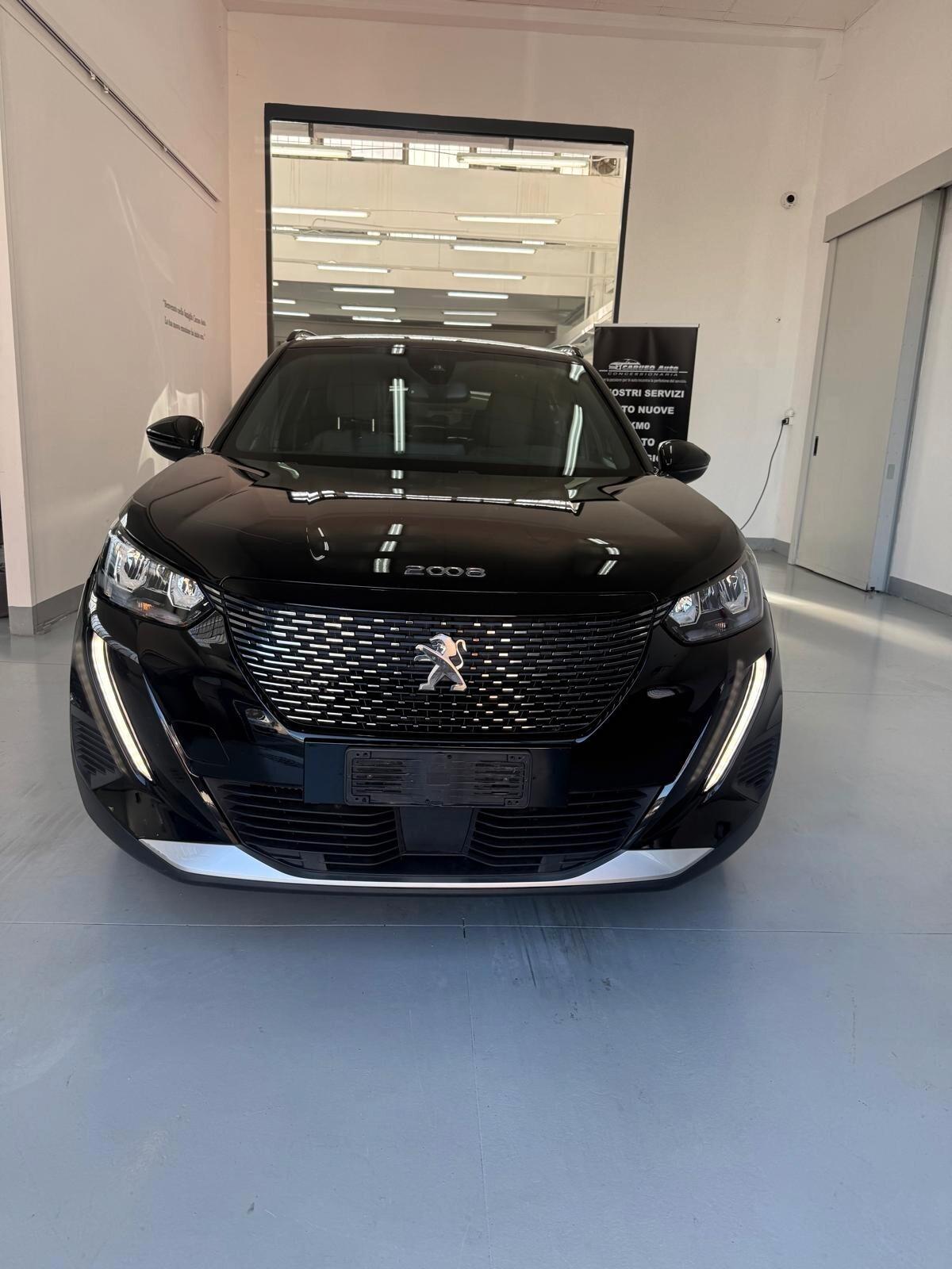Peugeot 2008 PureTech 100 S&S Allure Pack
