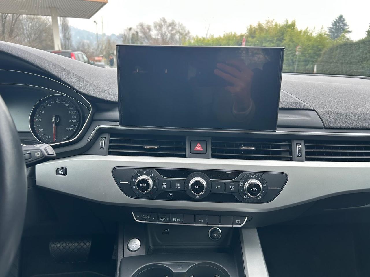 Audi A4 Business 2.0 30 TDI MHEV #9673