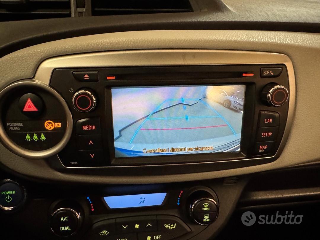 Toyota Yaris 1.5 Hybrid 5 porte Lounge