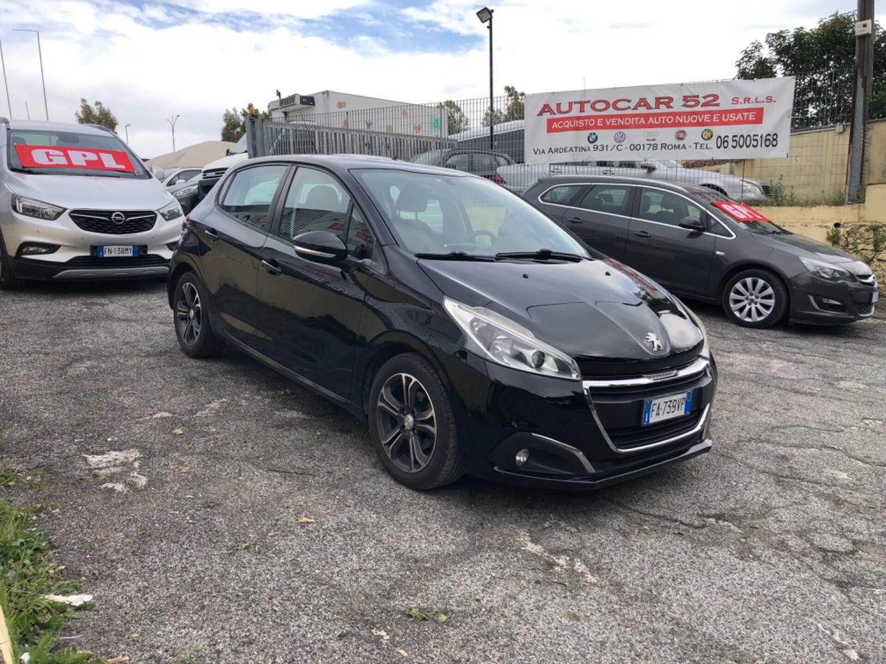 Peugeot 208 1.4 HDi 5 porte Allure - Garanzia 12 Mesi