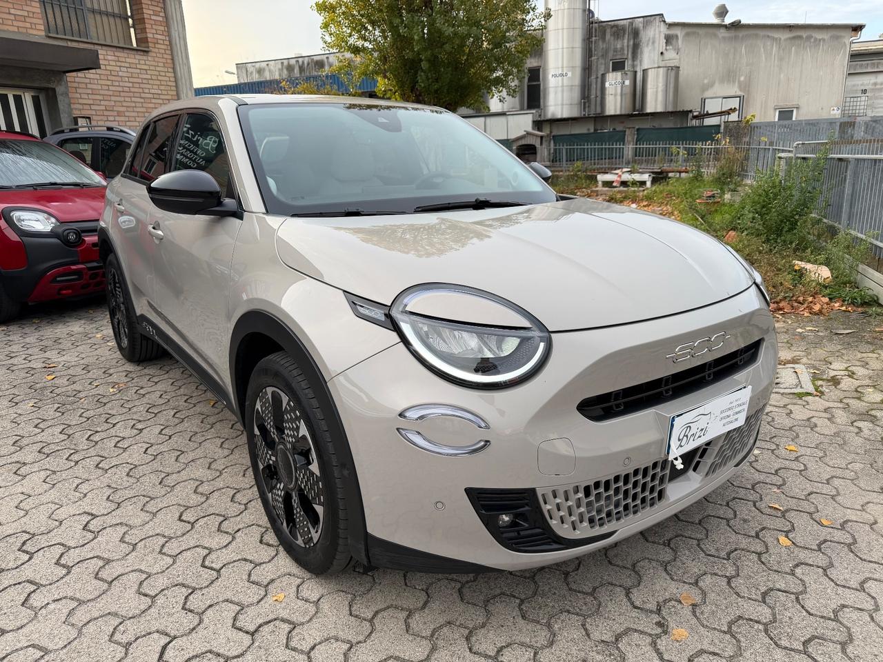 Fiat 600 Hybrid 100 CV DCT MHEV La Prima