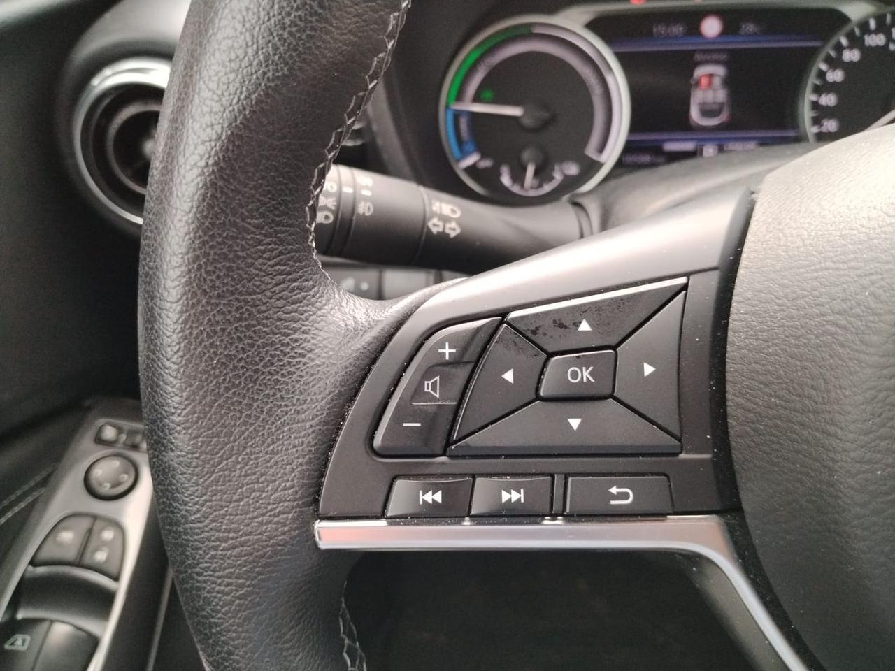 Nissan Juke N-Connecta 1.6 HEV  #5742