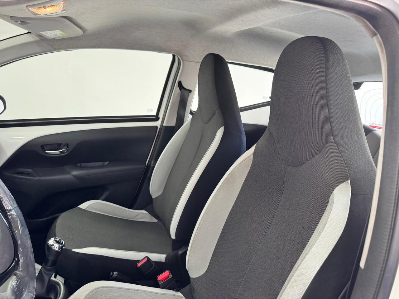 Toyota Aygo 1.0 VVT-i 69 CV 5 porte -TELECAMERA-GARANTITA-2017