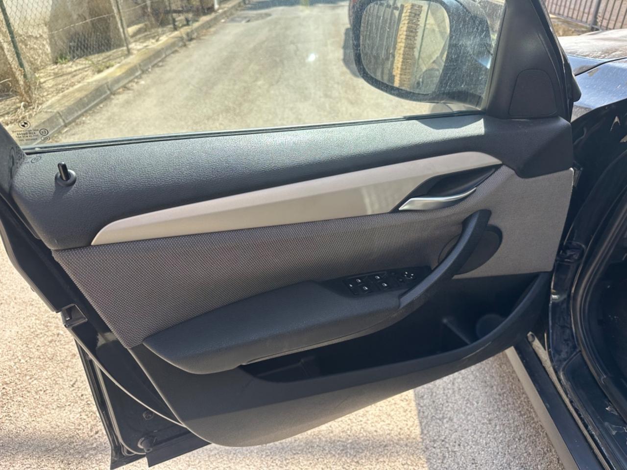 Bmw X1 sDrive20d Futura NAVI XENO 2011