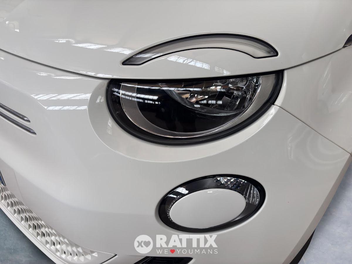 Fiat 500e motore elettrico 23,8 kWh Icon