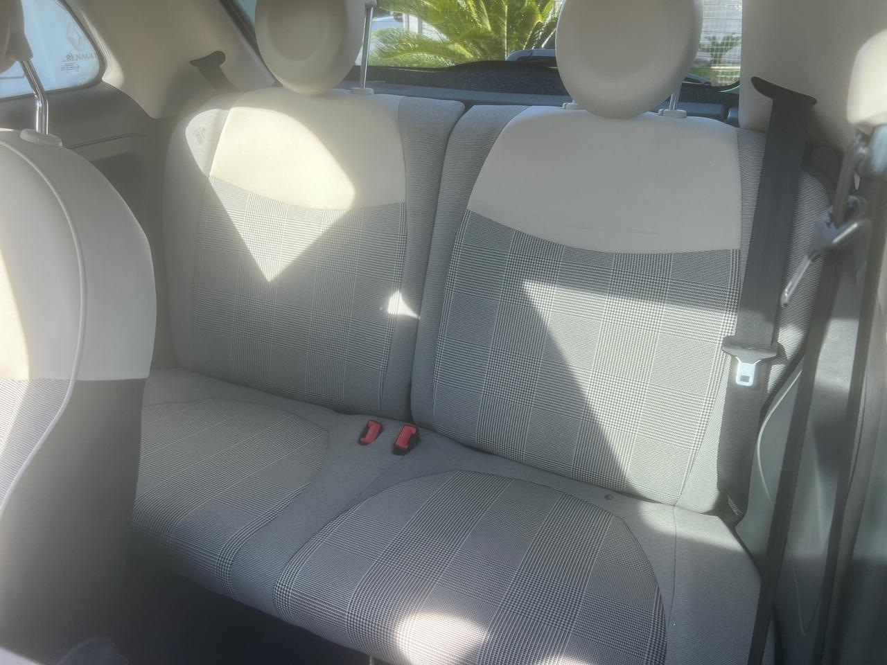 Fiat 500 1.3MJT 95CV Lounge LATTE E MENTA-2015