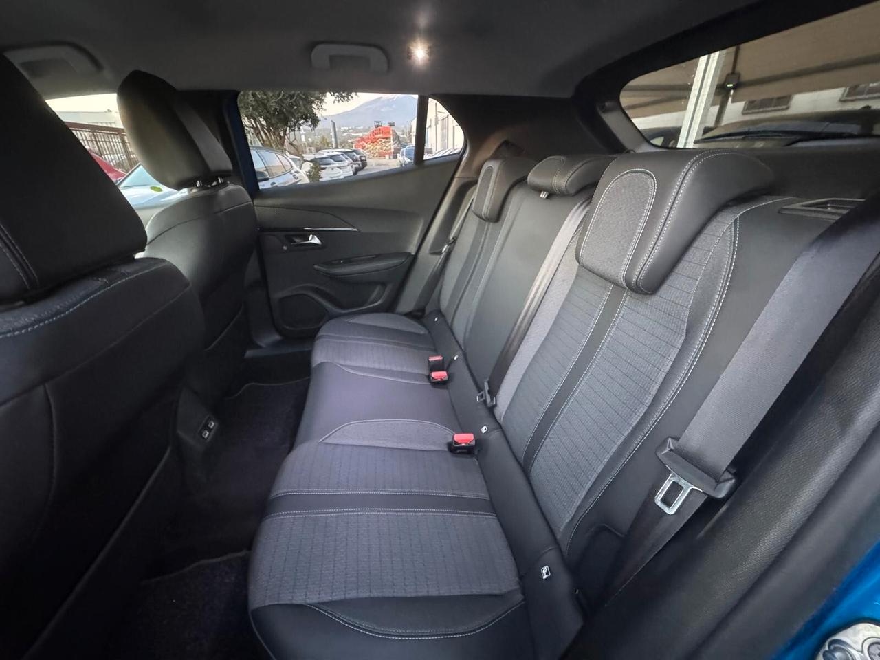 Peugeot 2008 PureTech 130 S&S Allure Pack