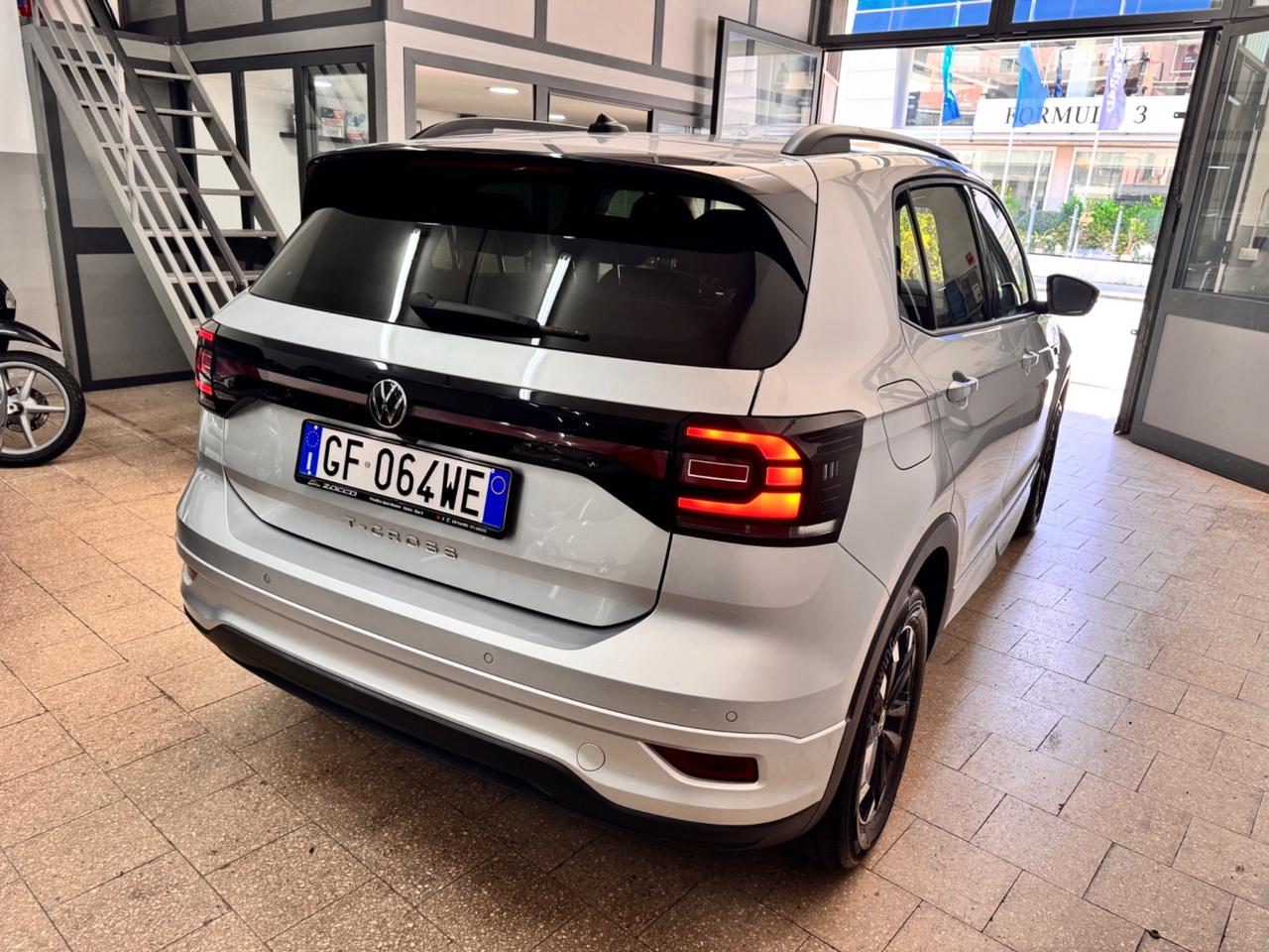 Volkswagen T-Cross 1.0 TSi 95 Cv R-Line 8.000 KM