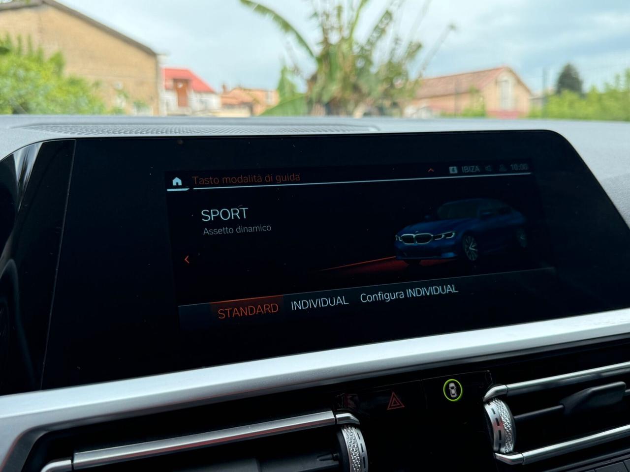 Bmw 318d 4p. mhev 48V Business Advantage