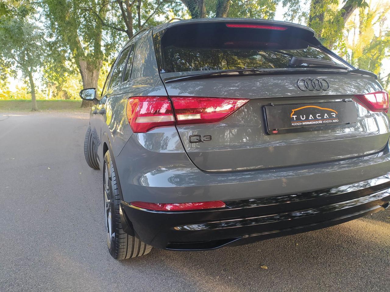 Audi Q3 Business 2.0 35 TDI #7170