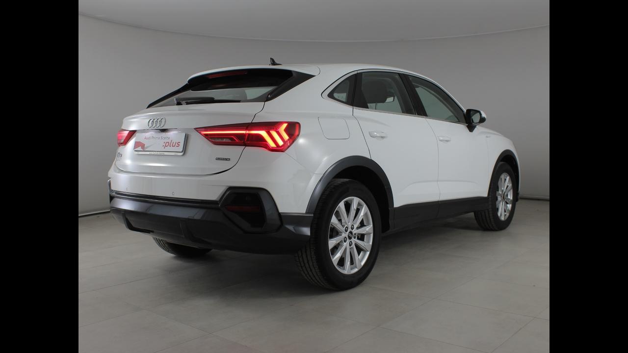 AUDI Q3 2019 Sportback - Q3 Sportback 40 2.0 tdi Business Plus 20