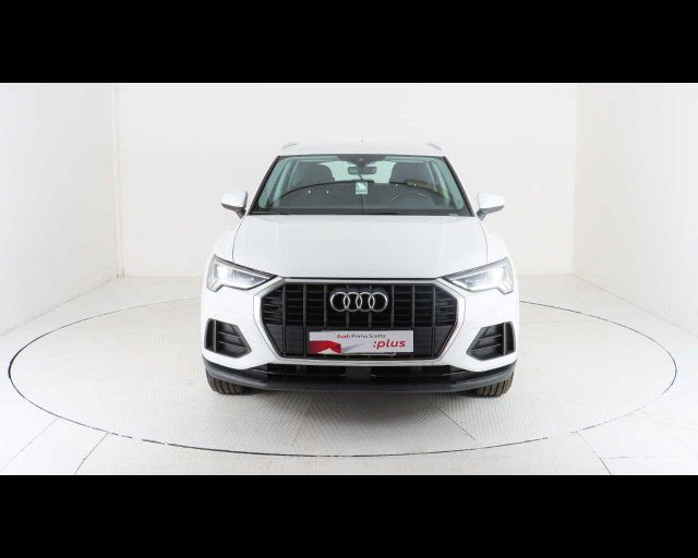 AUDI Q3 35 TDI S tronic Business