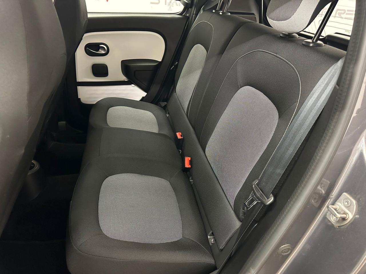 Renault Twingo SCe 65 CV Duel
