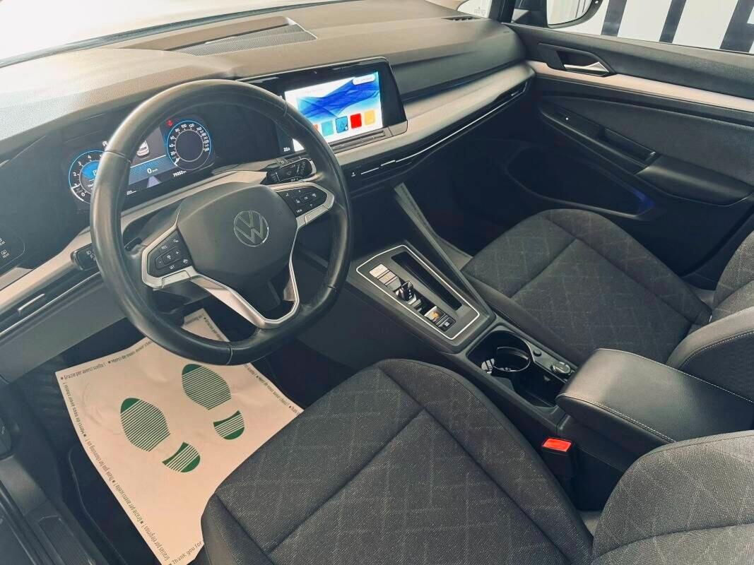 Volkswagen Golf 2.0 tdi Life 115cv dsg
