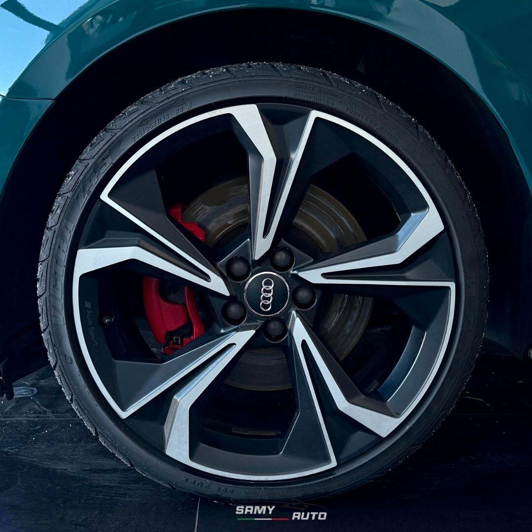 Audi A1 SPB 40 TFSI S tronic line edition