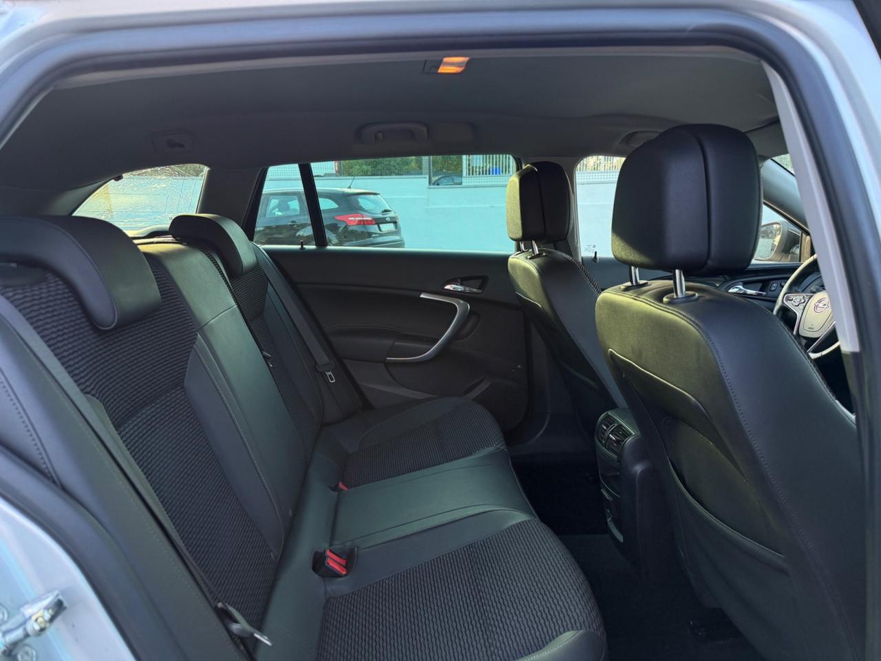 Opel Insignia 2.0 CDTI Sports Tourer Cosmo