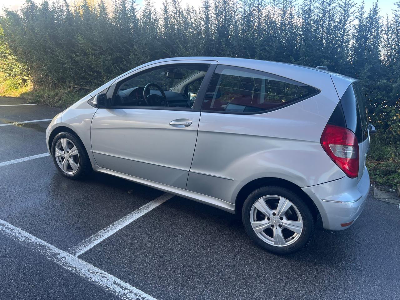 MERCEDES A180 CDI COUPÈ CAMBIO AUTOMATICO