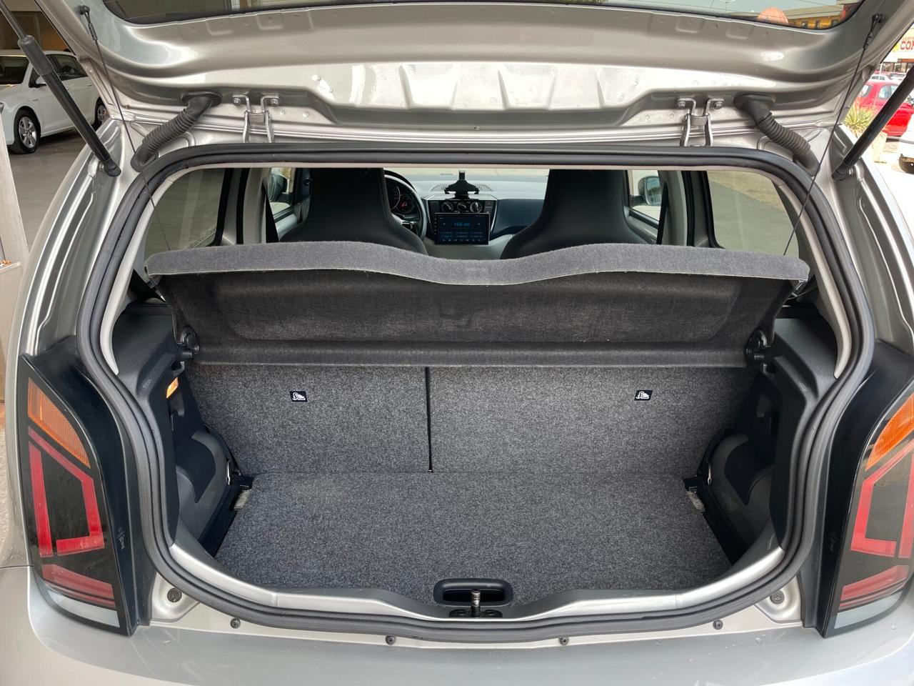 VOLKSWAGEN UP! 5 PORTE - BENZINA - 2017 - 99.611 KM