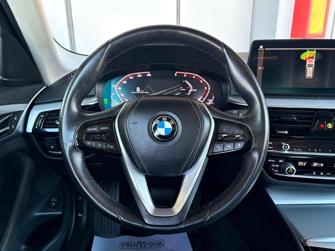 BMW 520 d Touring mhev 48V Business auto