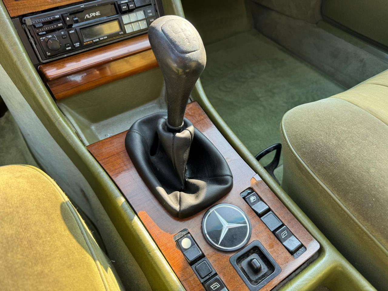 Mercedes-benz S-Series 280 SE